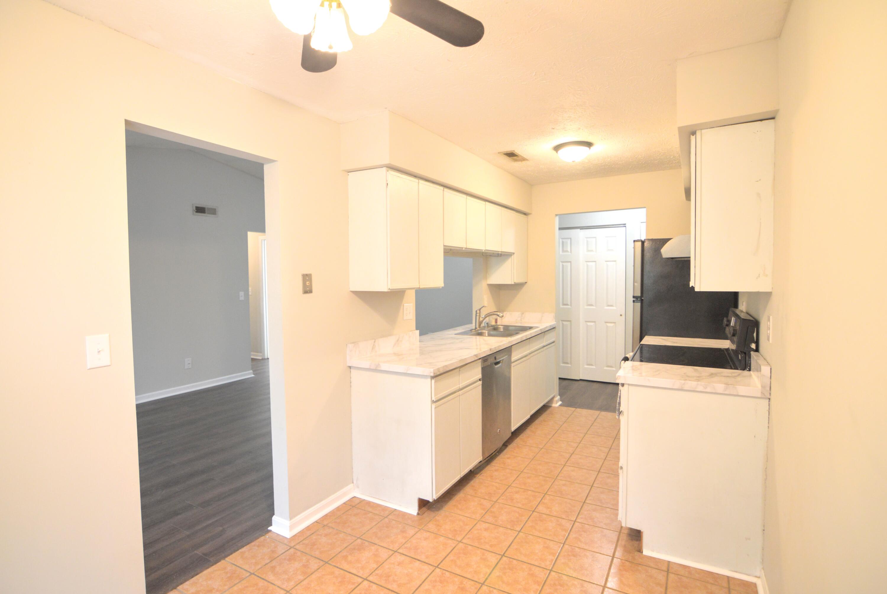1008 Buckingham Court, Unit 8 Cold Spring, KY 41076 - Photo 17 of 49 Gallery Image 17
