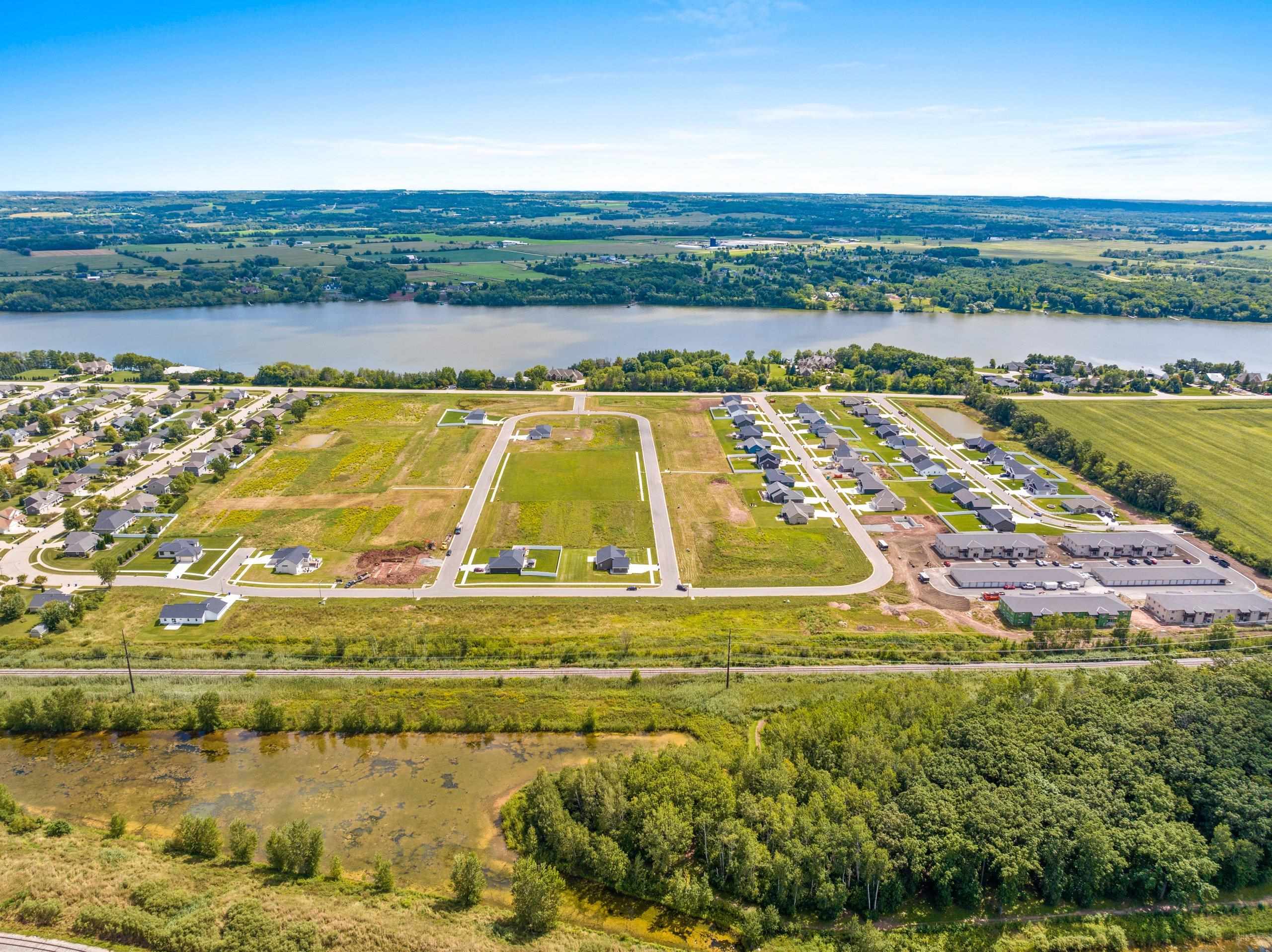 334 Lansdowne Street, Unit 238 De Pere, WI 54115 - Photo 4 of 18