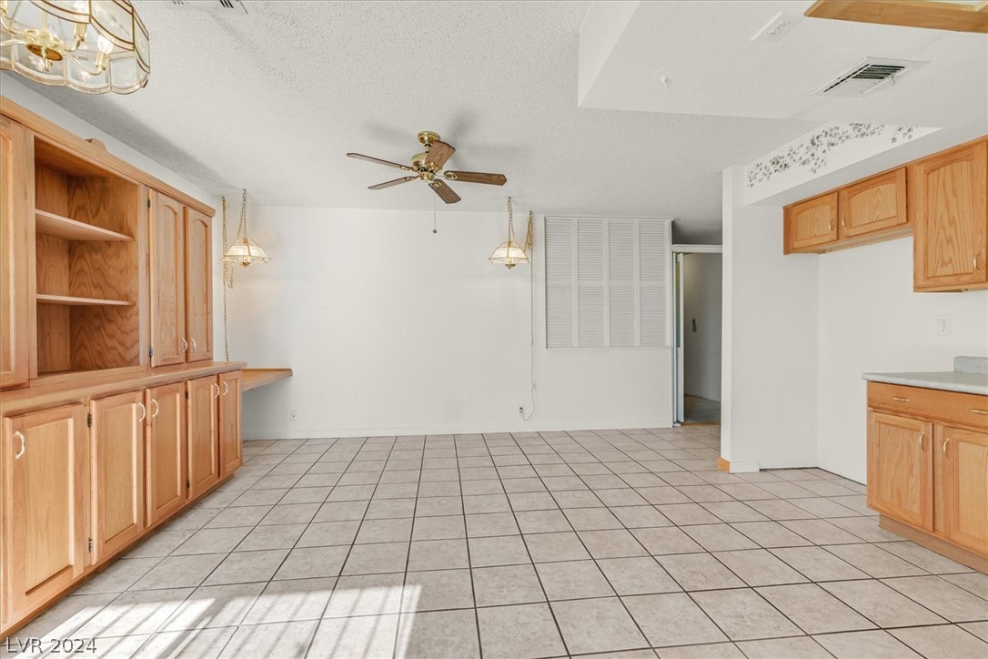 3661 Lincoln Road Las Vegas, NV 89115 - Photo 4 of 30 Gallery Image 4