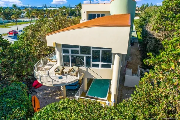 $3,950,000 | 10330 South Ocean Drive, Jensen Beach, FL 34957