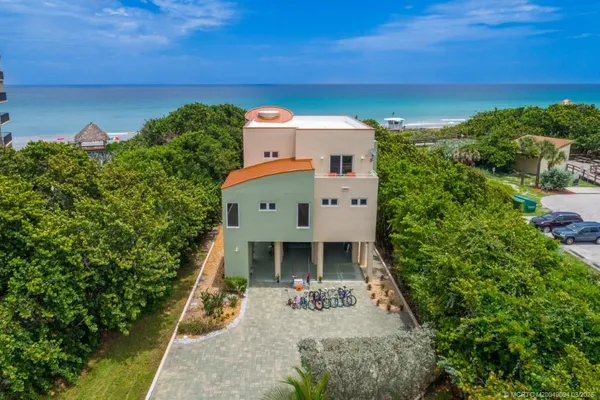 $3,950,000 | 10330 South Ocean Drive, Jensen Beach, FL 34957