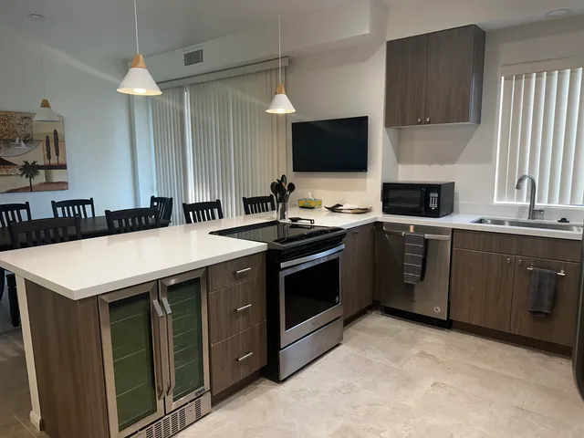 $5,500 | 547 Desert W Drive, Rancho Mirage, CA 92270