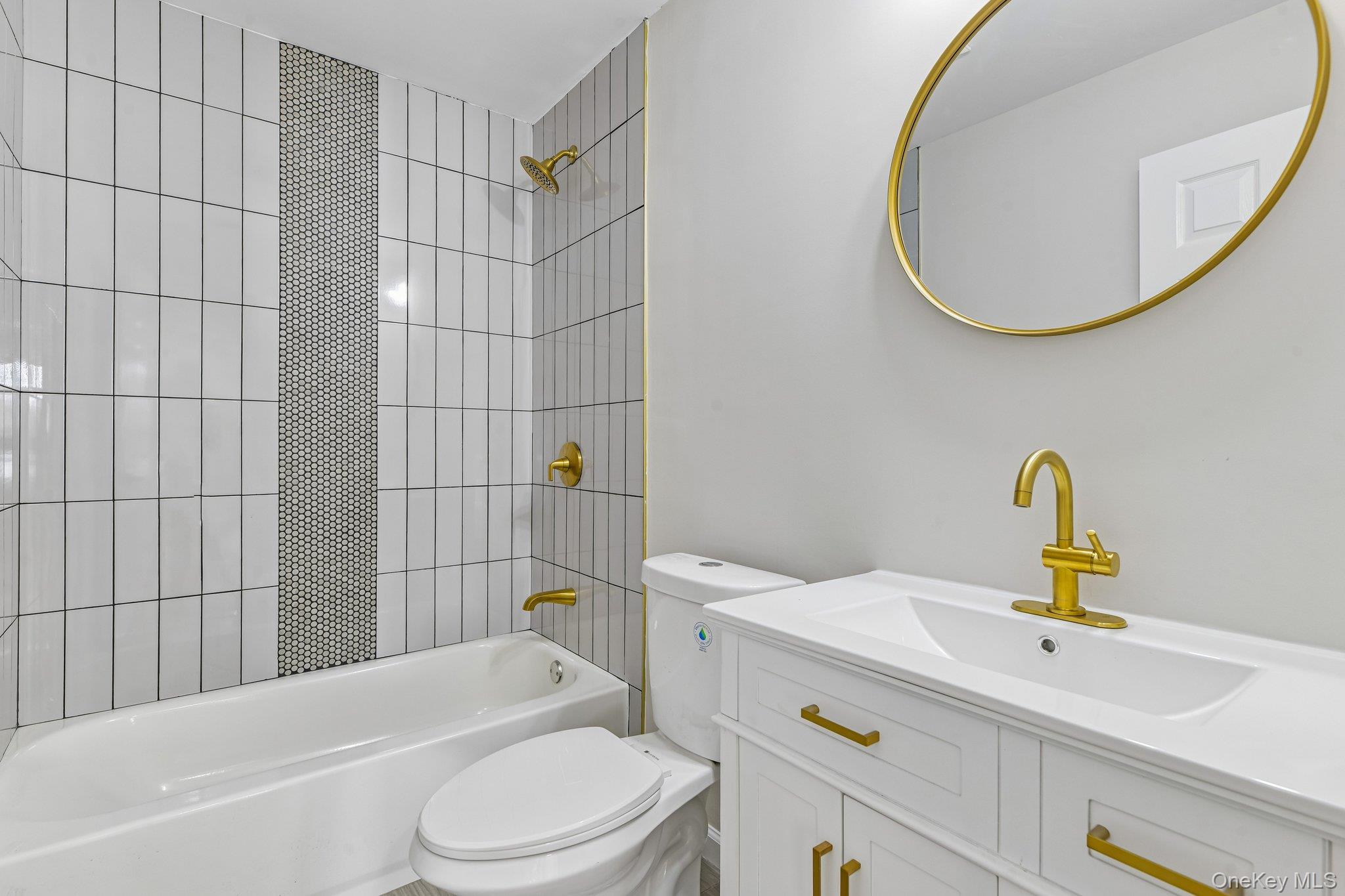 289 Glen Drive Ridge, NY 11961 - Photo 22 of 36