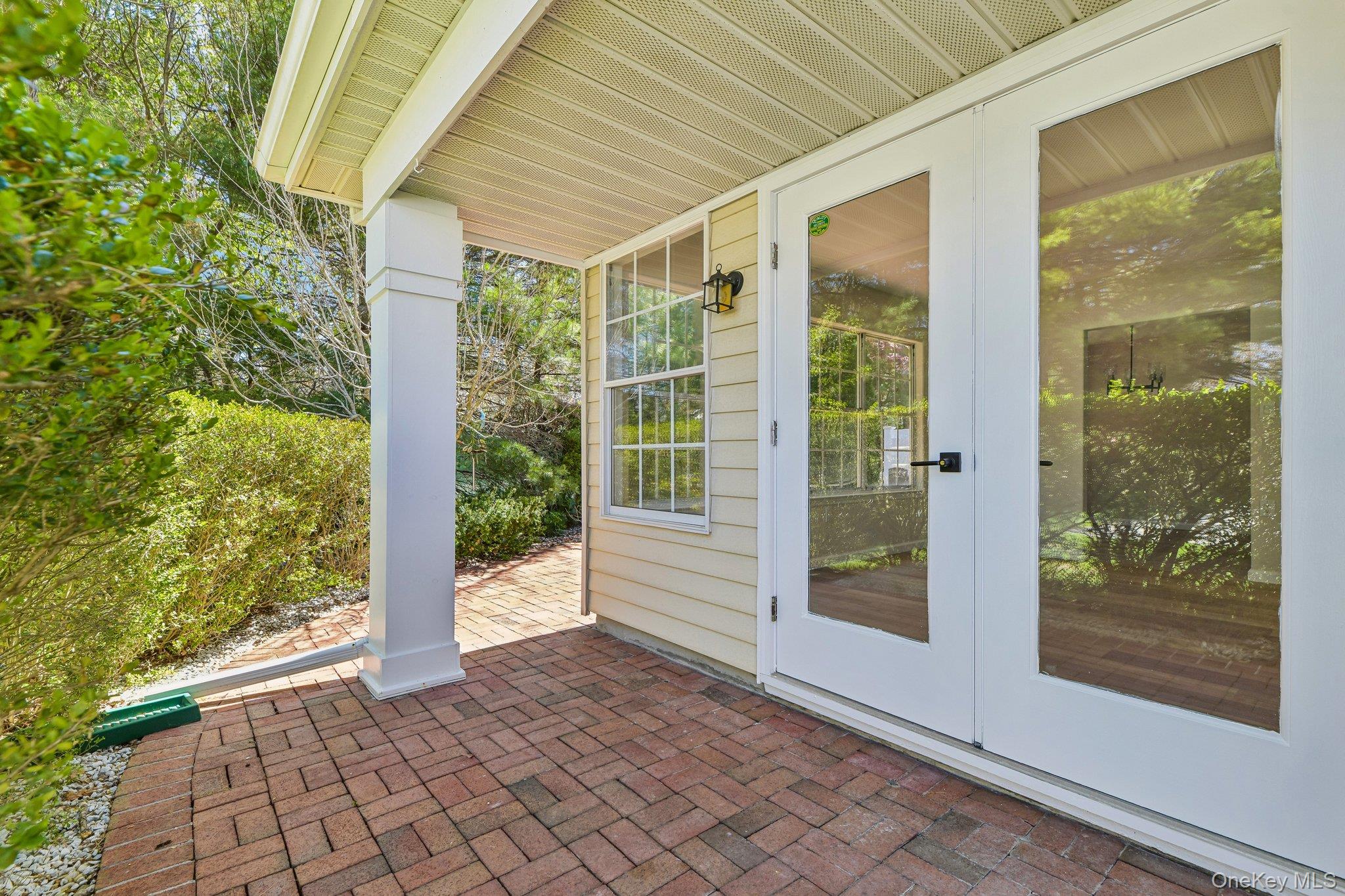 289 Glen Drive Ridge, NY 11961 - Photo 30 of 36