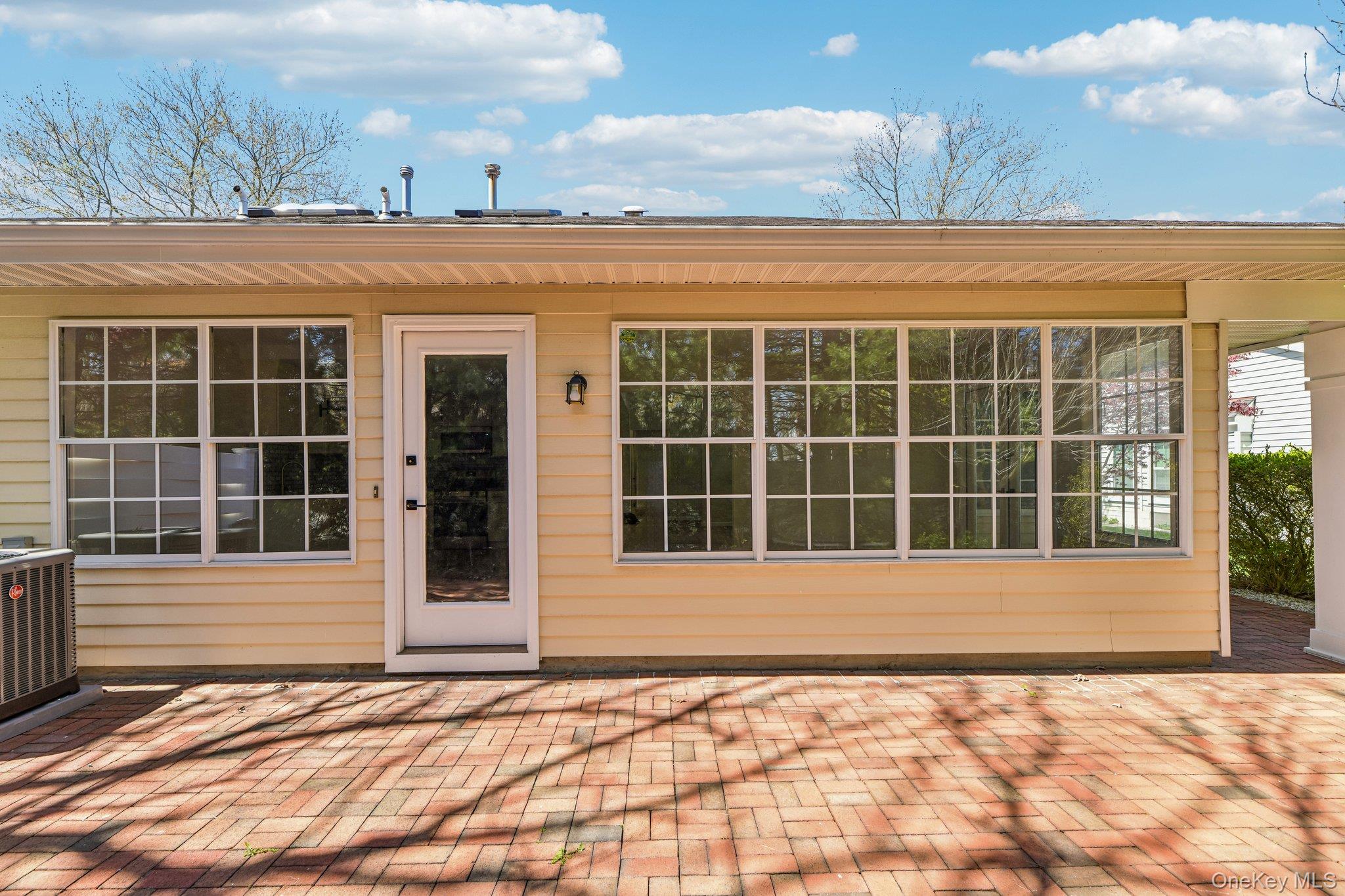 289 Glen Drive Ridge, NY 11961 - Photo 34 of 36