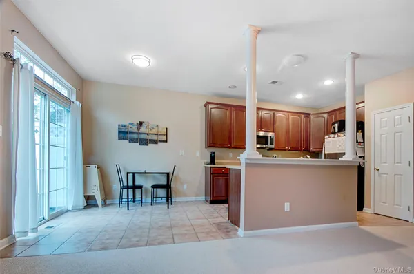 $549,900 | 6 Webster Court, Monroe, NY 10950