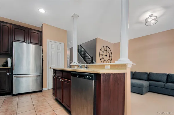 $549,900 | 6 Webster Court, Monroe, NY 10950