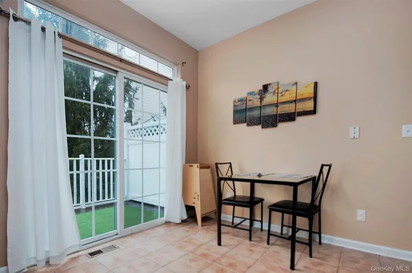 $549,900 | 6 Webster Court, Monroe, NY 10950