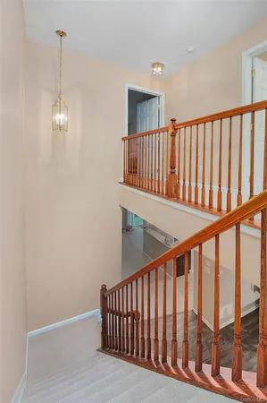 $549,900 | 6 Webster Court, Monroe, NY 10950