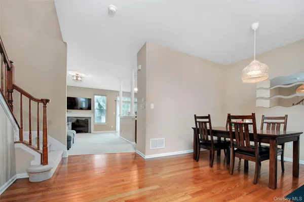 $549,900 | 6 Webster Court, Monroe, NY 10950