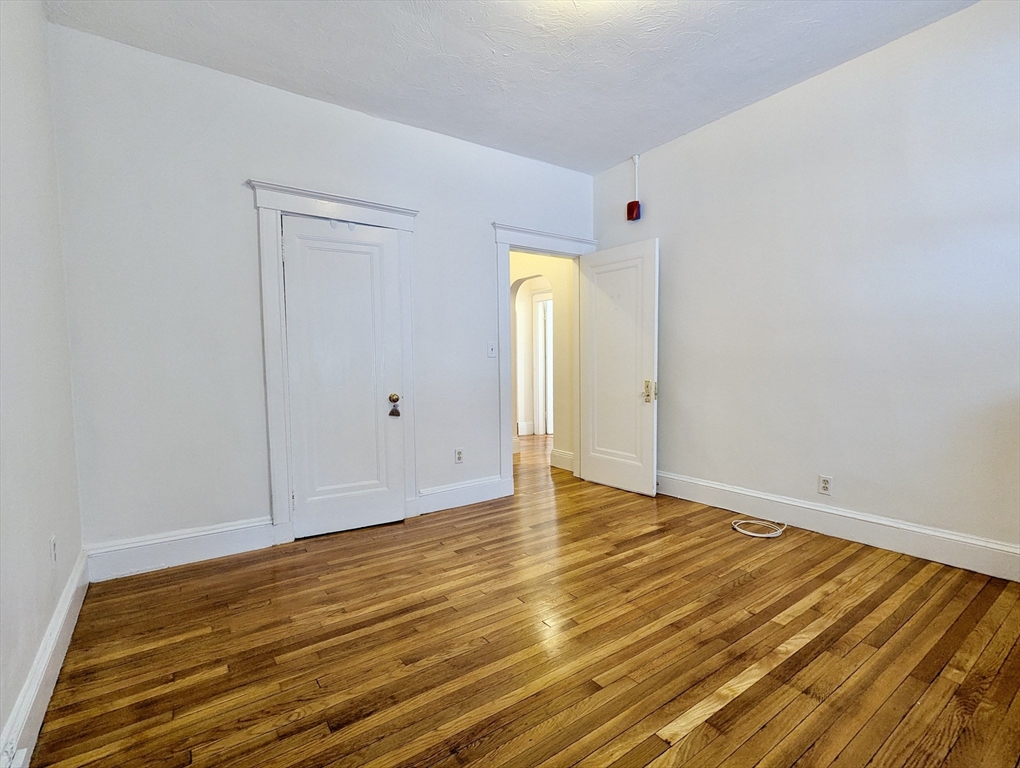 21 Westbourne Terrace, Unit 3 Brookline, MA 02446 - Photo 22 of 23 a view of an empty room