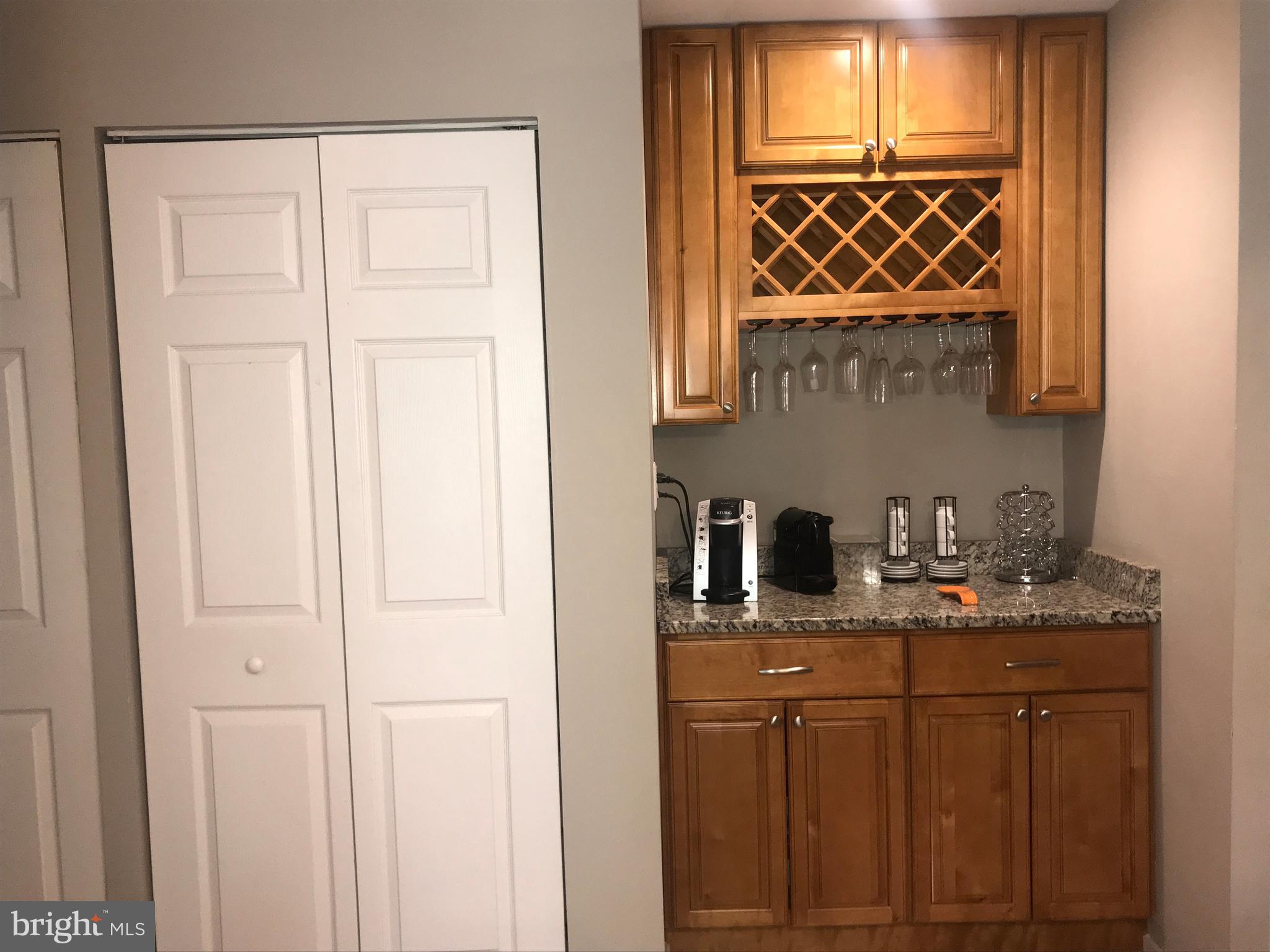 10002 Stedwick Road, Unit 304 Gaithersburg, MD 20886 - Photo 6 of 14 Coffee/Dry Bar