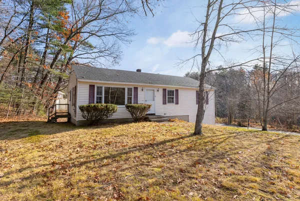 $385,000 | 3 Peavey Avenue, Windham, ME 04062