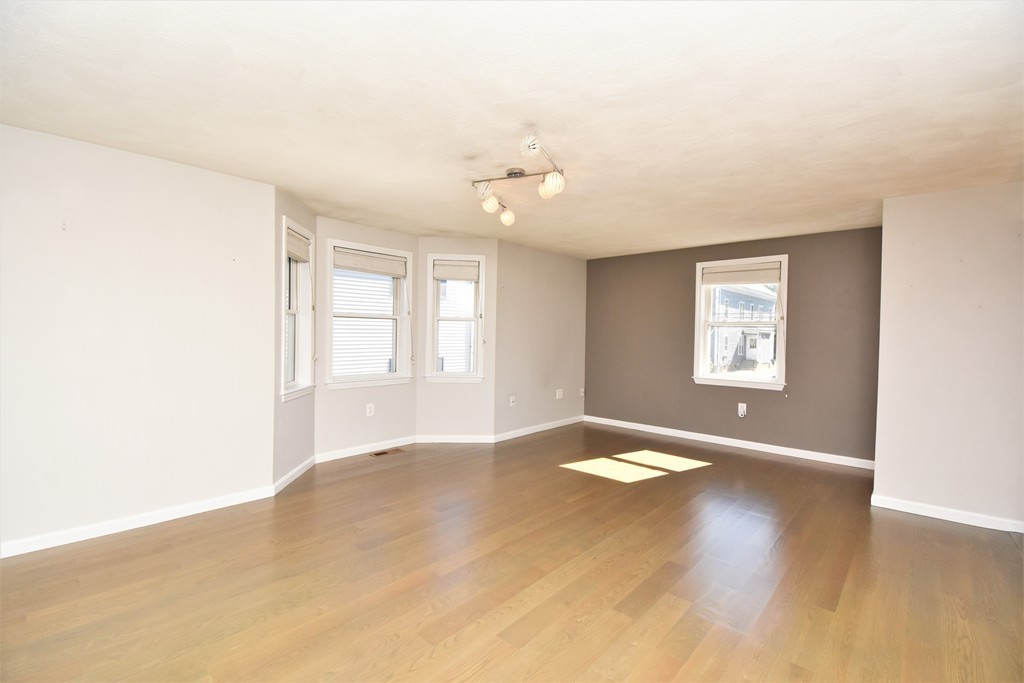 191 Adams Street, Unit 1 Waltham, MA 02453 - Photo 14 of 32