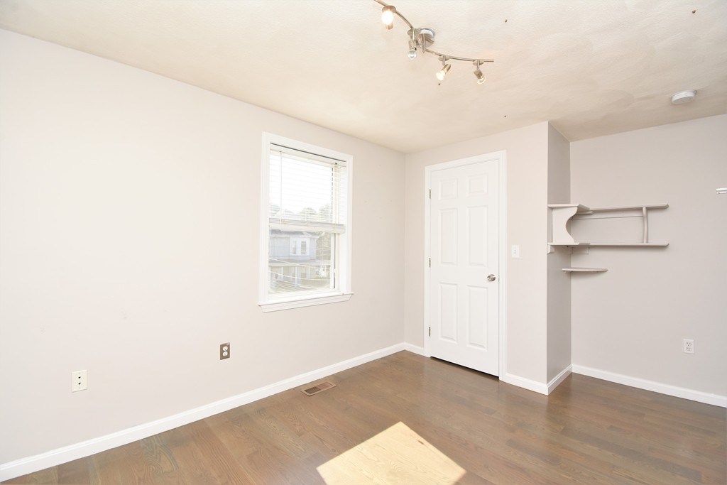 191 Adams Street, Unit 1 Waltham, MA 02453 - Photo 20 of 32