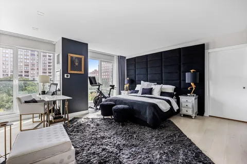 $1,998,000 | 110 Broad Street, Unit 602, Boston, MA 02110