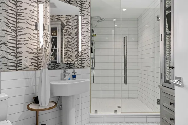 $1,998,000 | 110 Broad Street, Unit 602, Boston, MA 02110