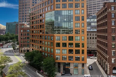 $1,998,000 | 110 Broad Street, Unit 602, Boston, MA 02110