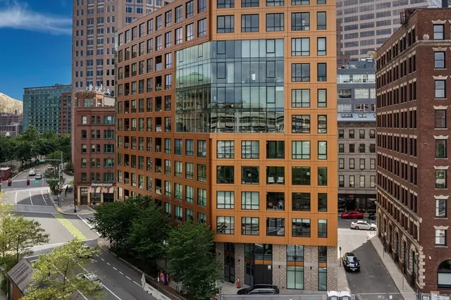 $1,998,000 | 110 Broad Street, Unit 602, Boston, MA 02110
