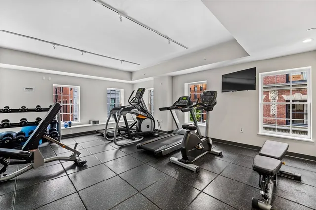 $1,998,000 | 110 Broad Street, Unit 602, Boston, MA 02110