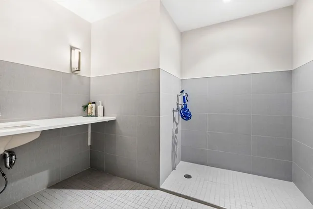 $1,998,000 | 110 Broad Street, Unit 602, Boston, MA 02110