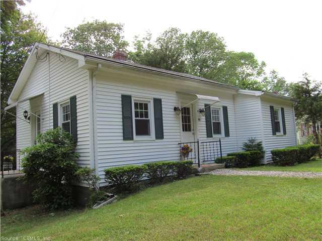 49 Fort Shantok Road Montville, CT 06382 - Photo 1 of 1 Exterior Front.
