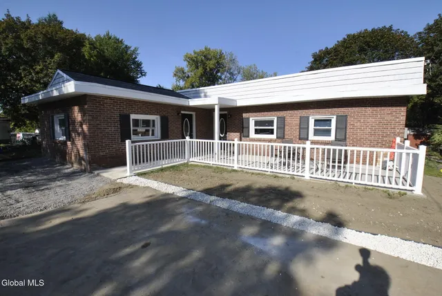 $429,900 | 49 Osborne Road, Colonie, NY 12205