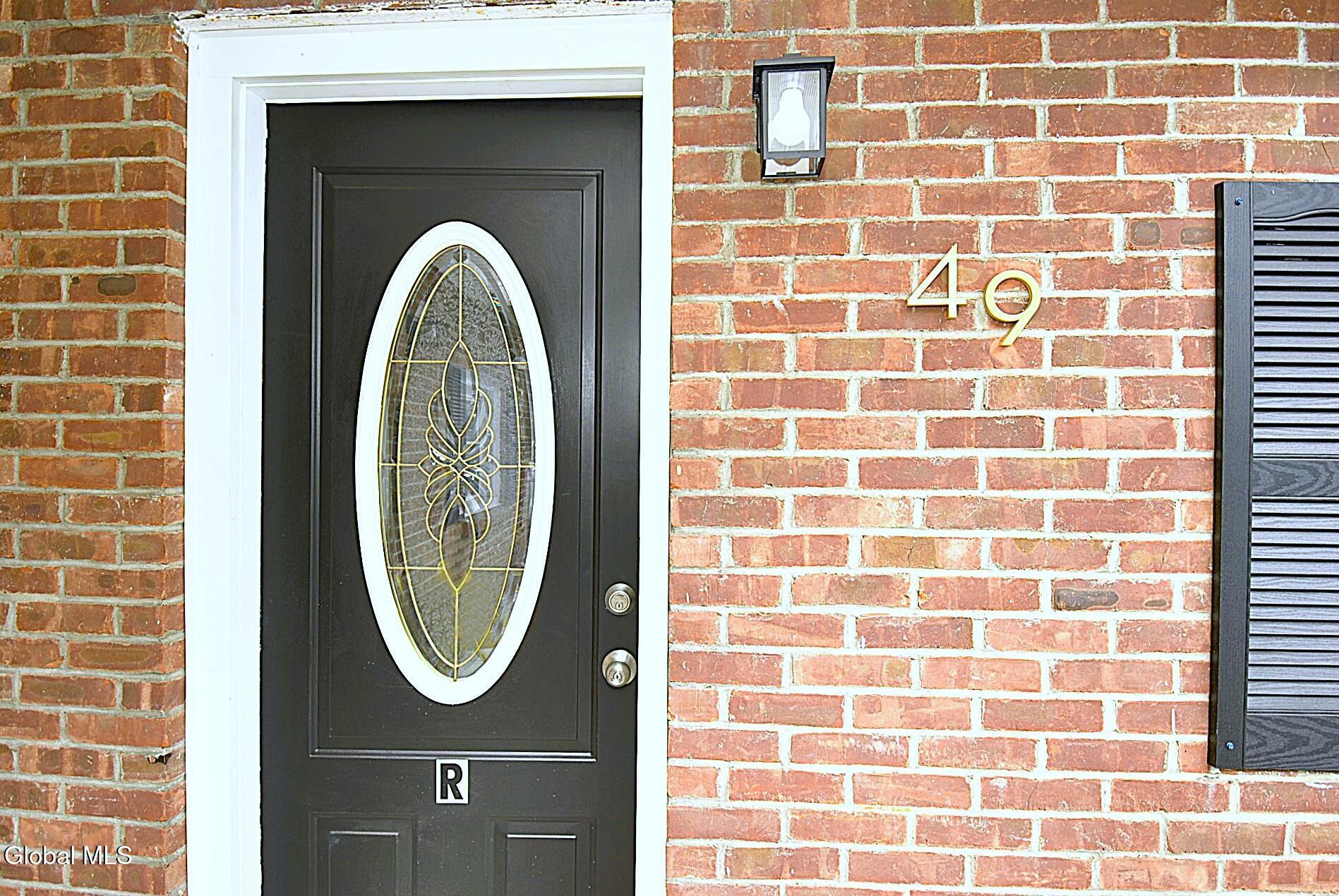 49 Osborne Road Colonie, NY 12205 - Photo 3 of 36 _DSC0899-00