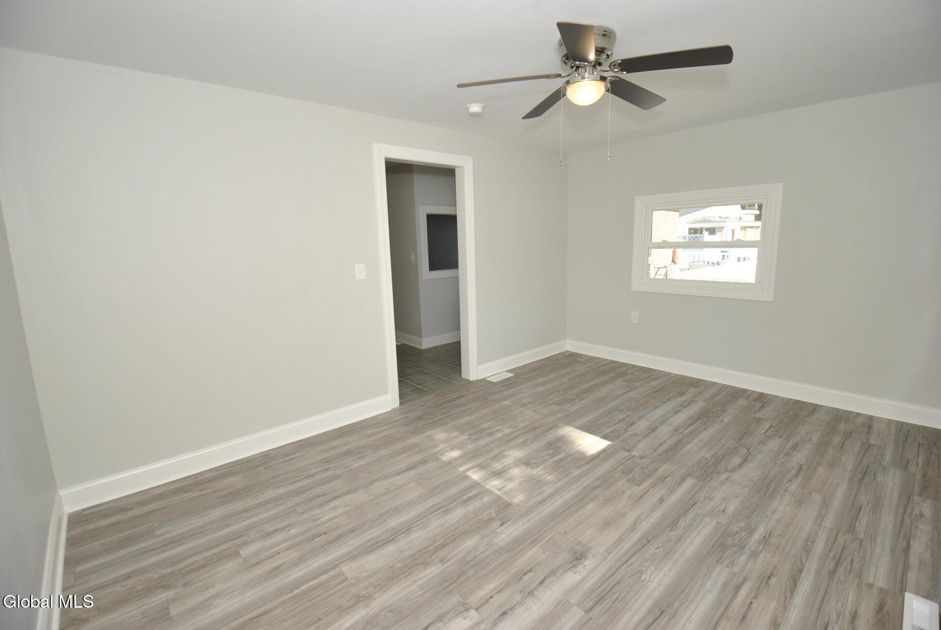 49 Osborne Road Colonie, NY 12205 - Photo 32 of 36 _DSC0910