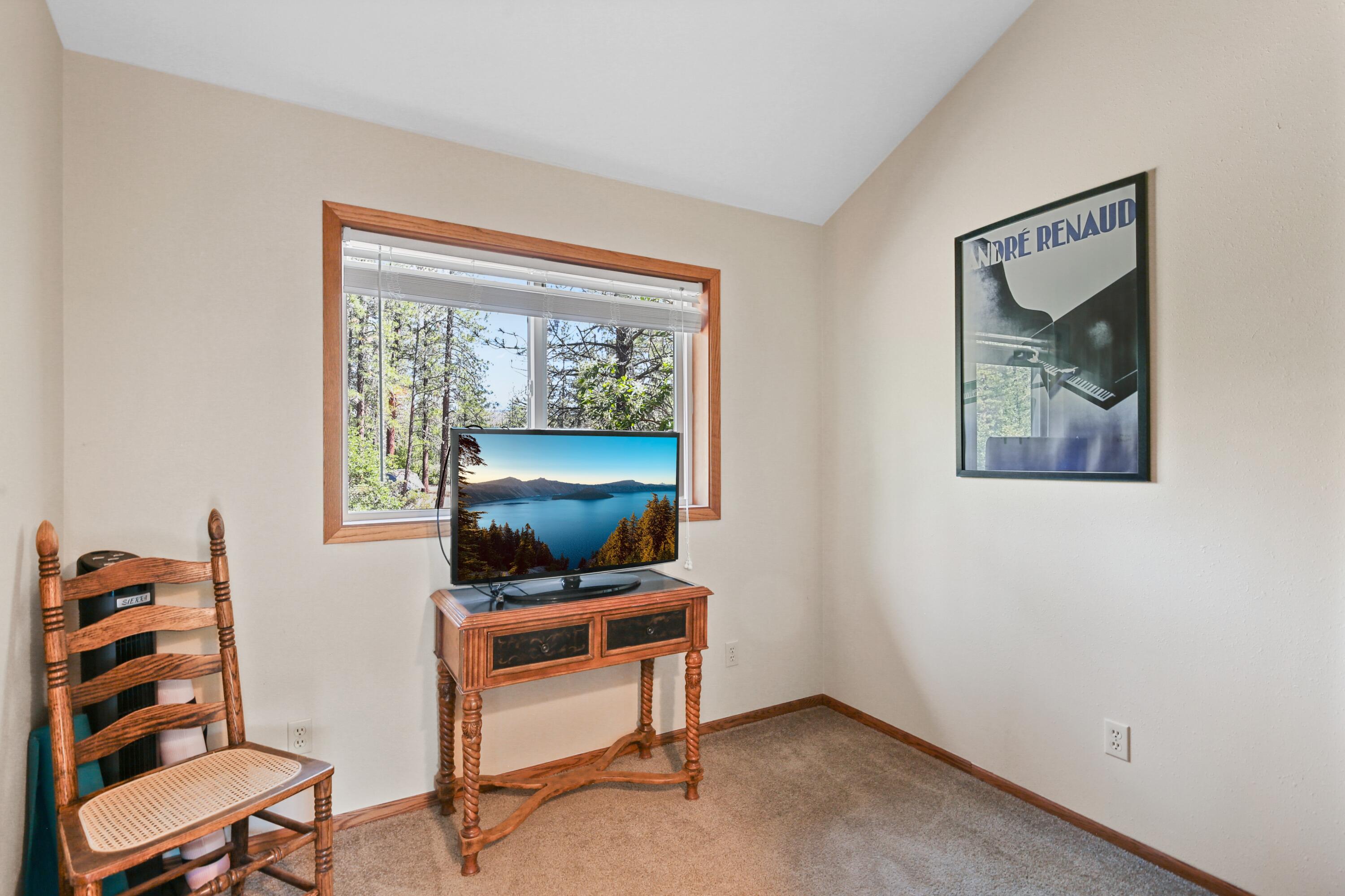 5900 Upper Applegate Road Jacksonville, OR 97530 - Photo 34 of 48