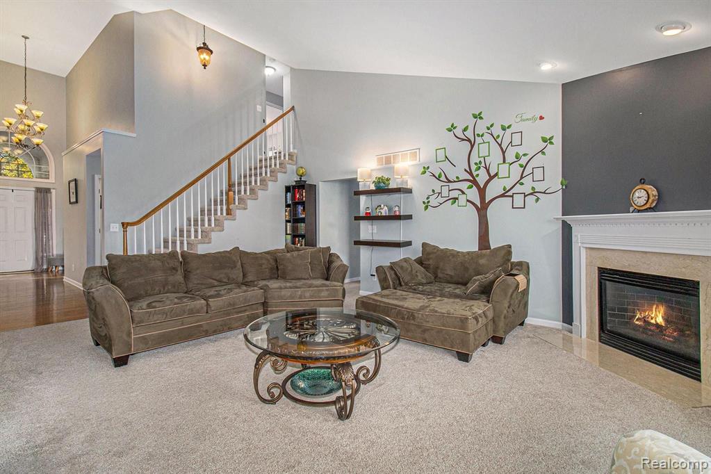 41568 Thoreau Ridge Novi, MI 48377 - Photo 5 of 36