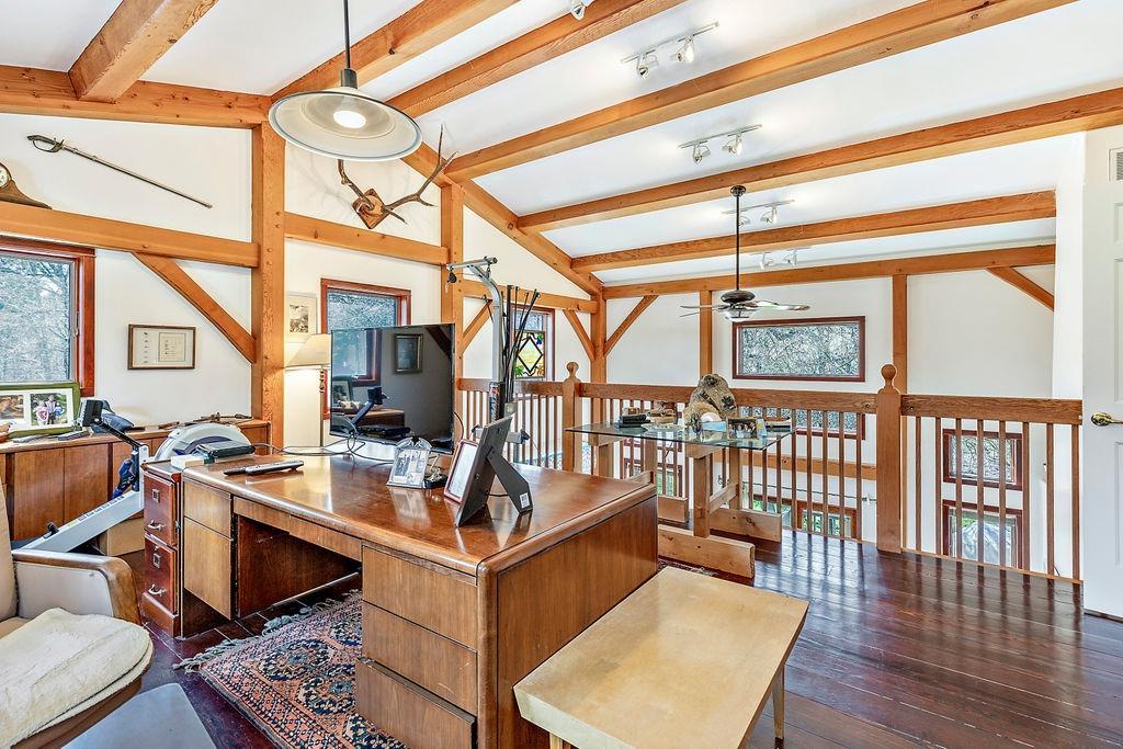 2076 Upper Applegate Road Jacksonville, OR 97530 - Photo 27 of 35