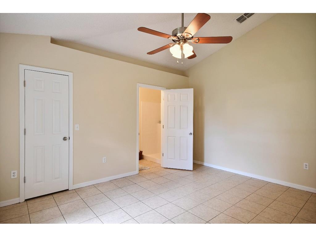 675 Forster Avenue Sebastian, FL 32958 - Photo 13 of 36