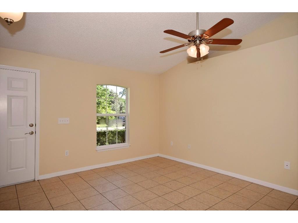 675 Forster Avenue Sebastian, FL 32958 - Photo 6 of 36