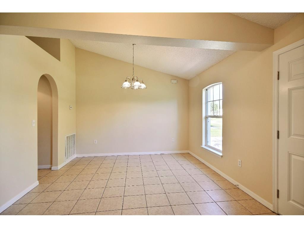 675 Forster Avenue Sebastian, FL 32958 - Photo 10 of 36