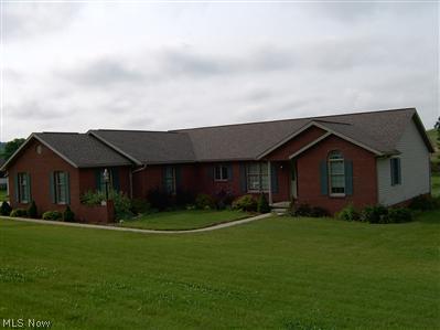 2210 Scenic View Road Southwest New Philadelphia, OH 44663 - Photo 1 of 1 Gallery Image 1