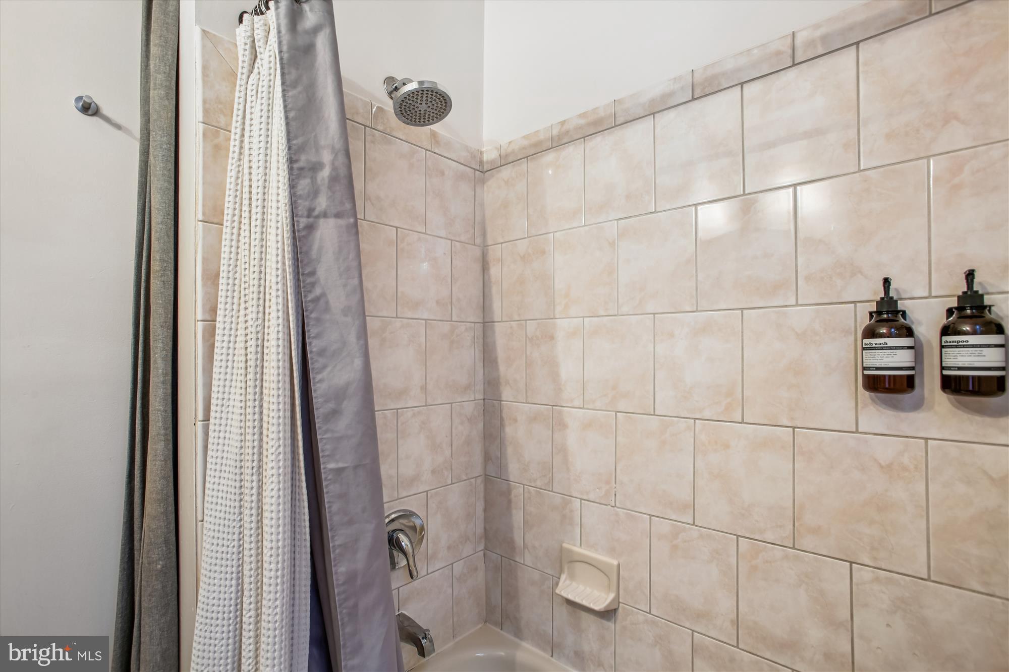309 Elm Street Northwest Washington, DC 20001 - Photo 59 of 106 Bath