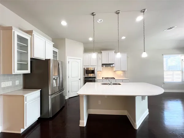 $3,500 | 1400 Little Elm Trail, Unit 1162, Cedar Park, TX 78613