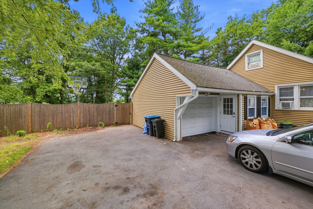 80 Old Mill Road Shrewsbury, MA 01545 - Photo 33 of 36