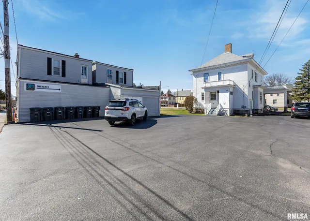 $499,900 | 1440 12th Street, Moline, IL 61265