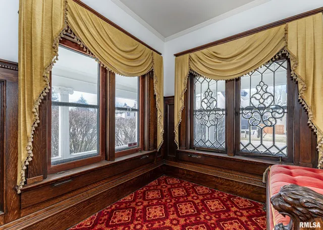 $499,900 | 1440 12th Street, Moline, IL 61265