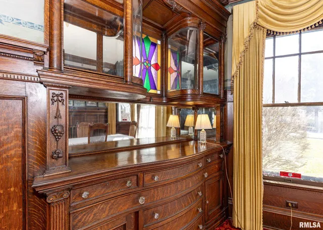 $499,900 | 1440 12th Street, Moline, IL 61265