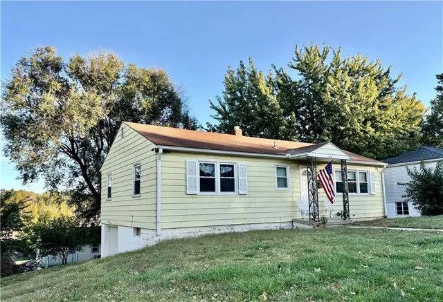 $129,900 | 1831 Martha Lane, St. Joseph, MO 64501