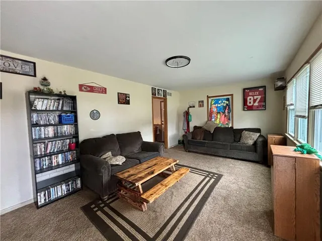 $129,900 | 1831 Martha Lane, St. Joseph, MO 64501