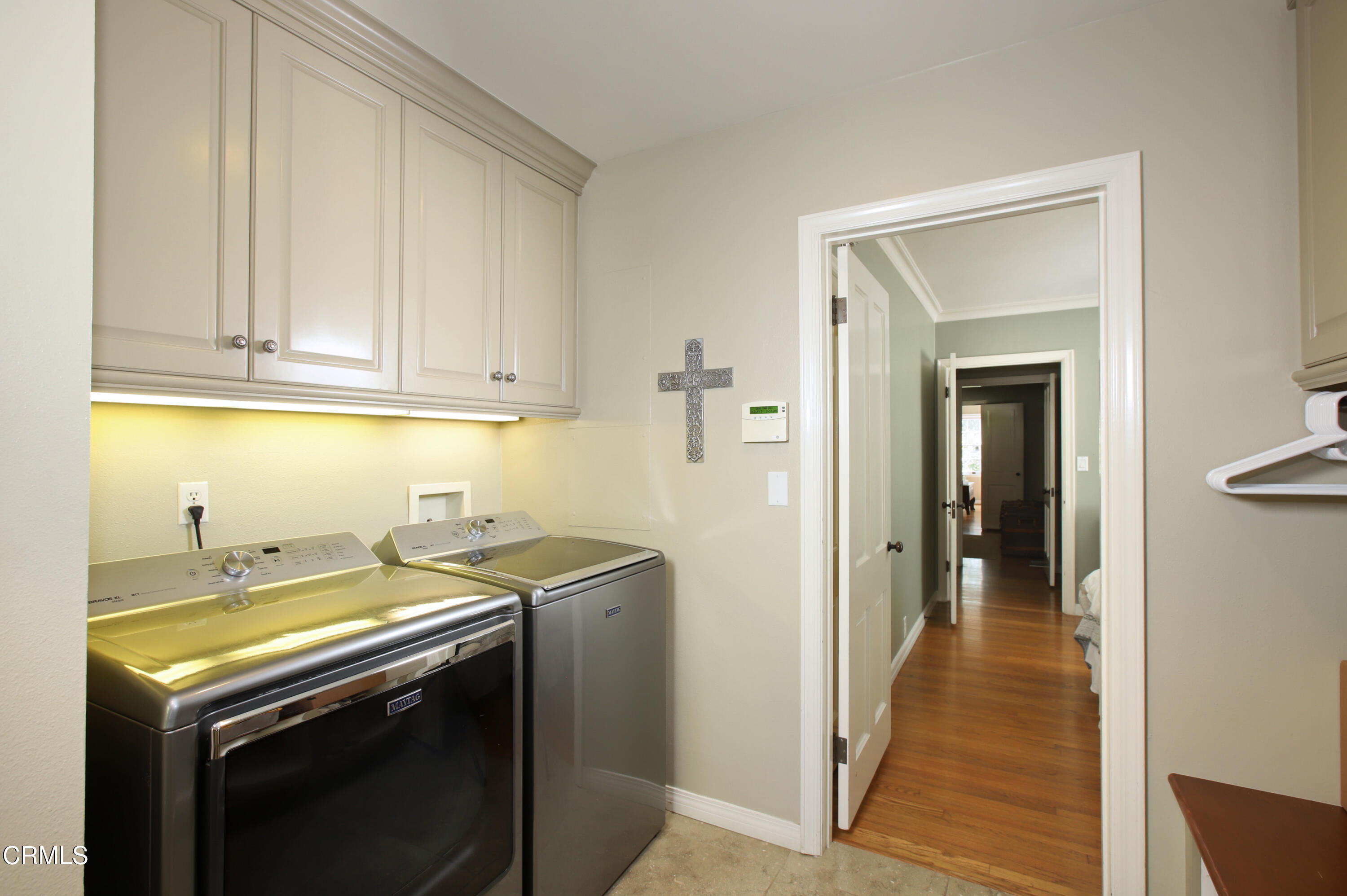 181 Sierra View Road Pasadena, CA 91105 - Photo 15 of 41