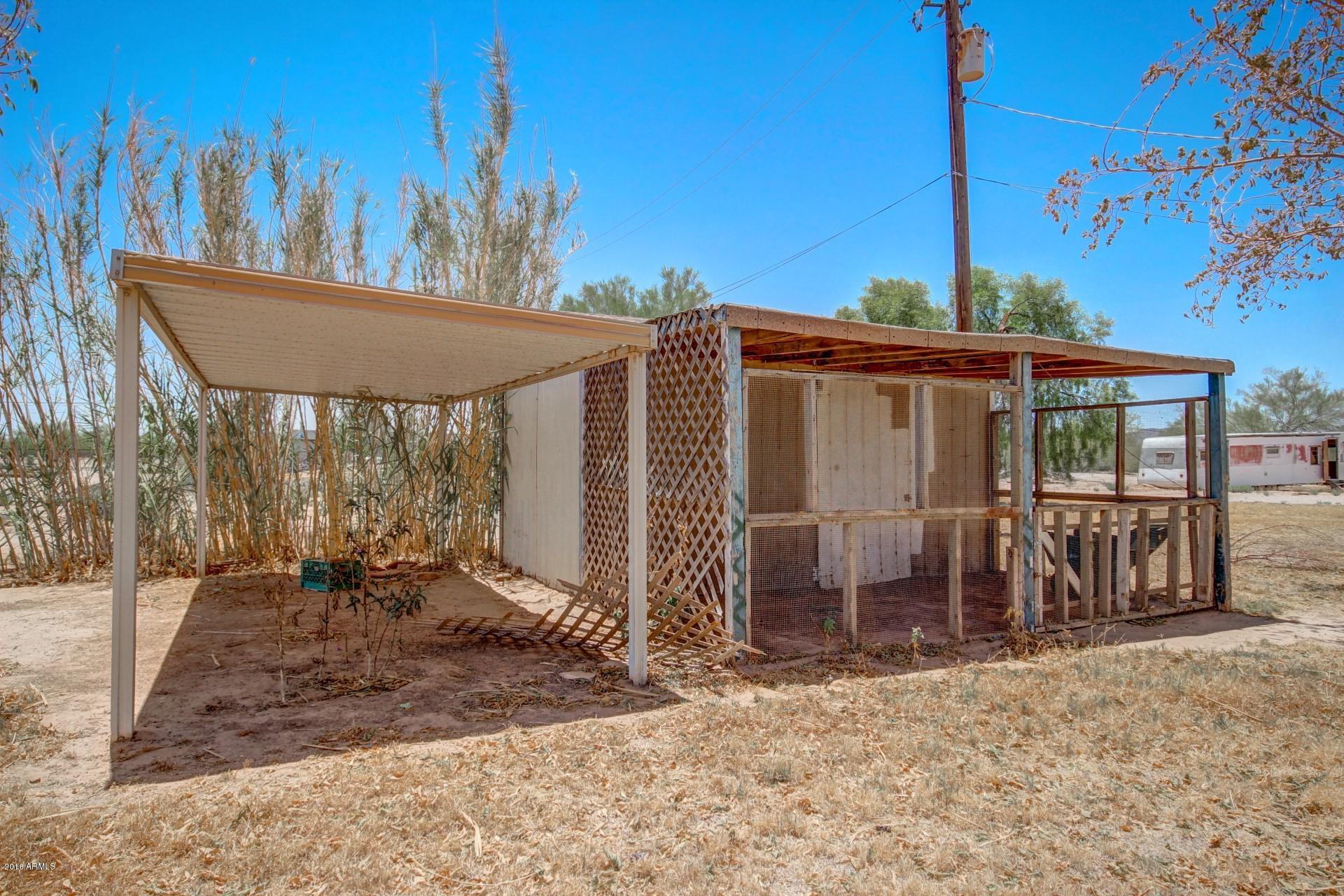 11880 North Johnson Road Maricopa, AZ 85139 - Photo 10 of 25 SHED / GARDEN AREA