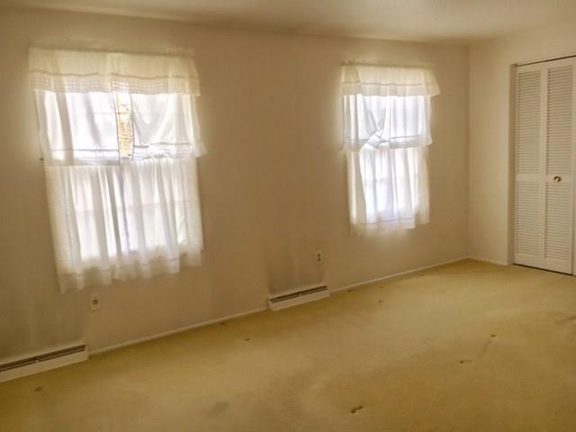 285 Foxcroft Road Pittsburgh, PA 15220 - Photo 11 of 19 MASTER BEDROOM!