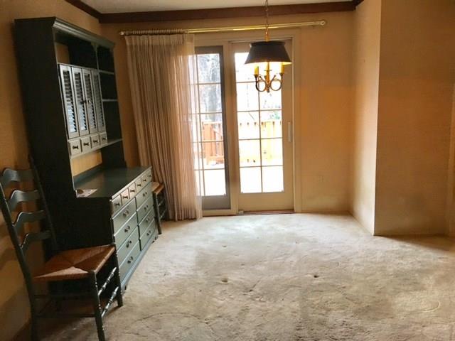 285 Foxcroft Road Pittsburgh, PA 15220 - Photo 8 of 19 FAMILY ROOM WITH SLIDERS ONTO HUGE DECK!