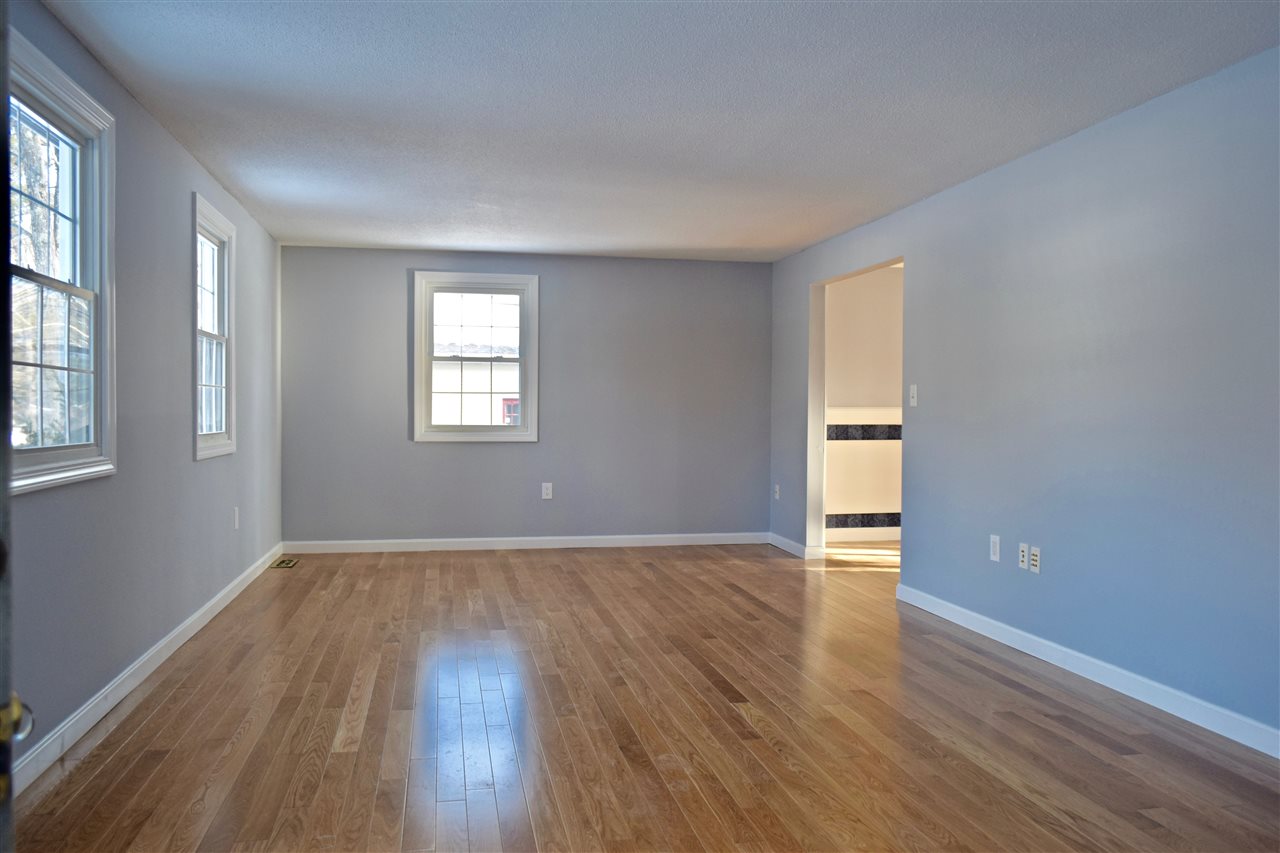 14 Apache Street Dover, NH 03820 - Photo 6 of 34 Gallery Image 6