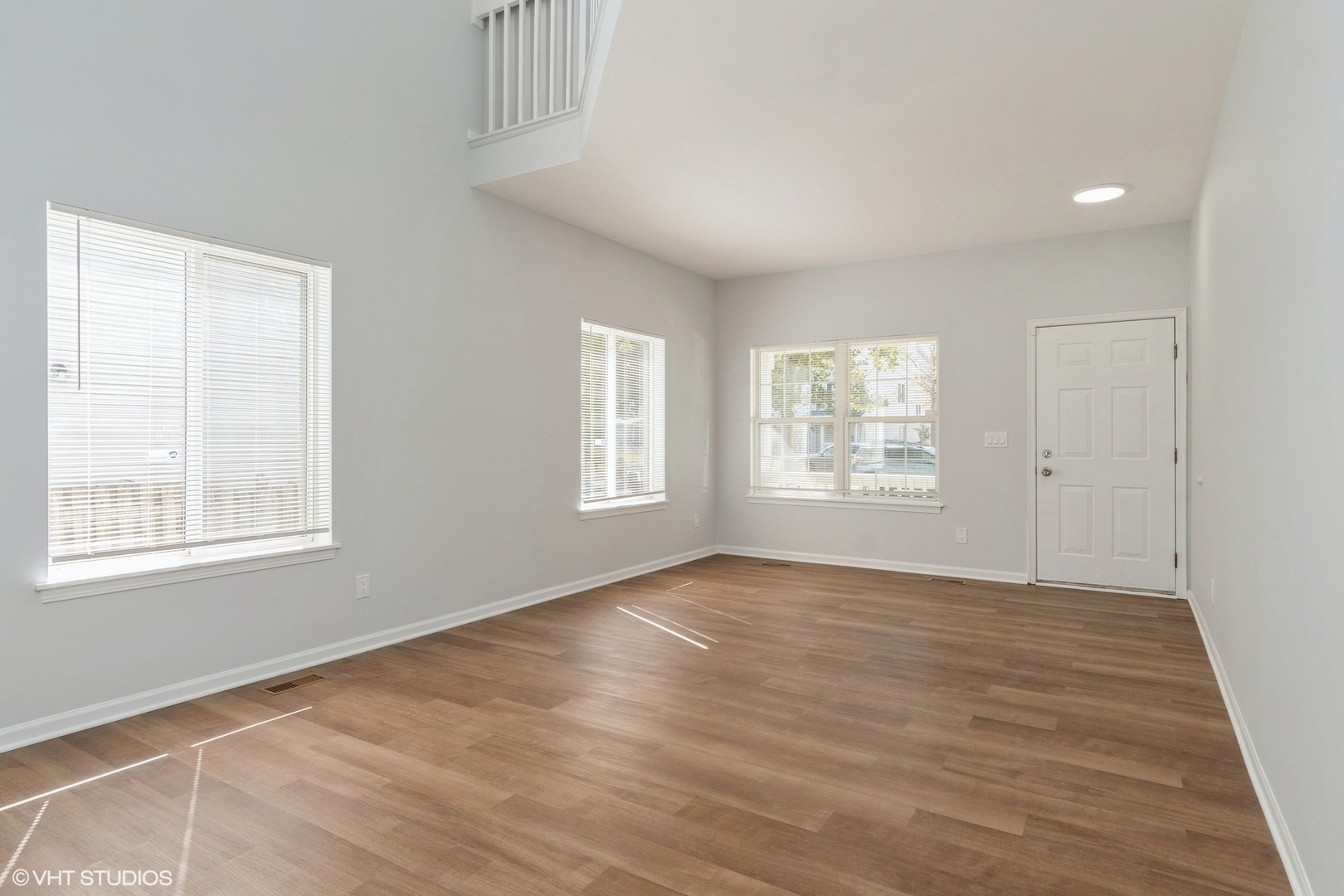 335 Richmond Drive Romeoville, IL 60446 - Photo 2 of 22